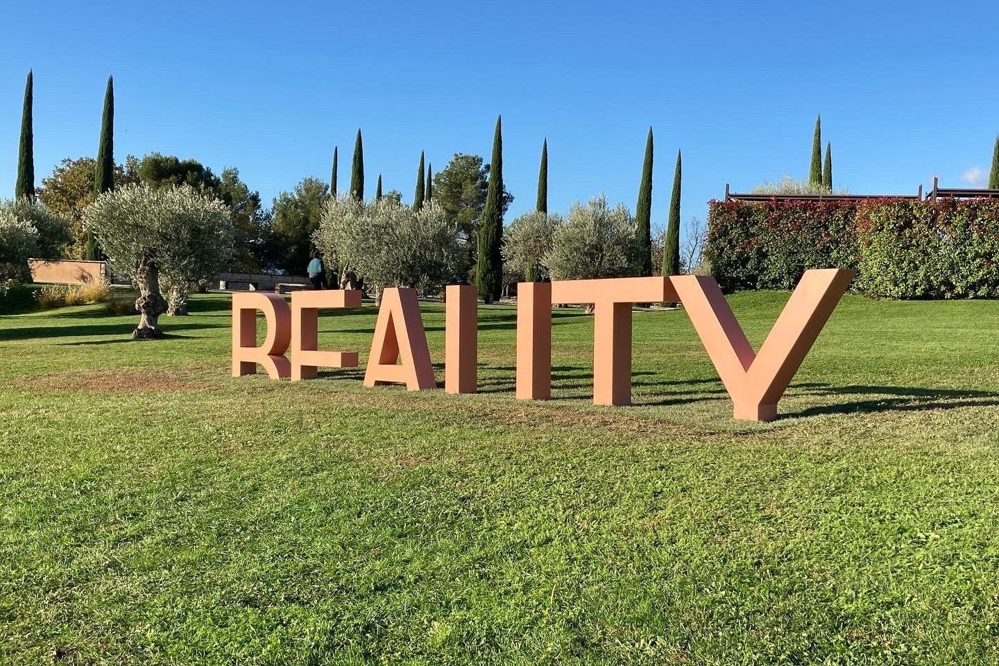 Was ist auf dem Foto zu lesen? 