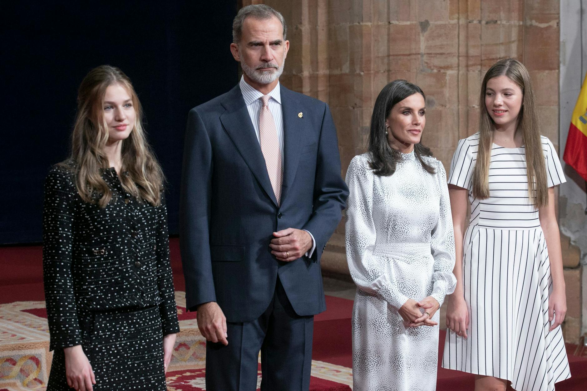 Prinzessin Leonor (l-r), Felipe VI., König von Spanien, Königin Letizia und Infantin Sofia.