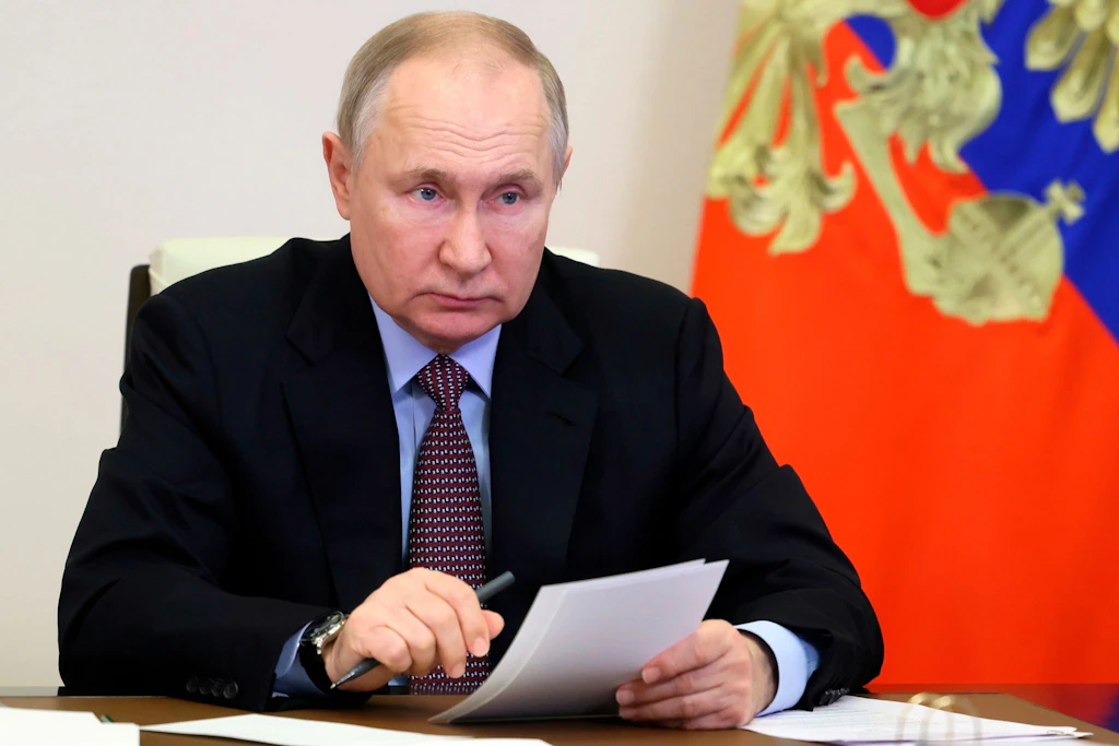 Britische Geheimdienste: Putin will Verantwortung für Krieg abwälzen