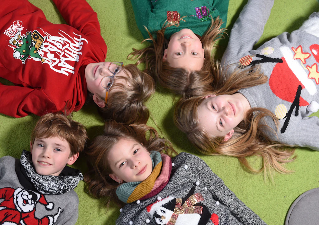 „In Berlin ist sehr viel Radau“: Wie fünf Kinder das Jahr 2022 erlebt haben