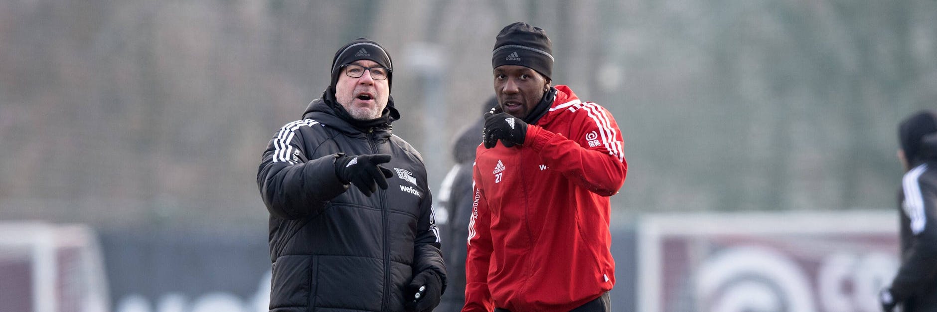 Bleib doch hier: Trainer Urs Fischer würde nur zu gern Stürmer Sherlado Becker beim 1. FC Union halten. 