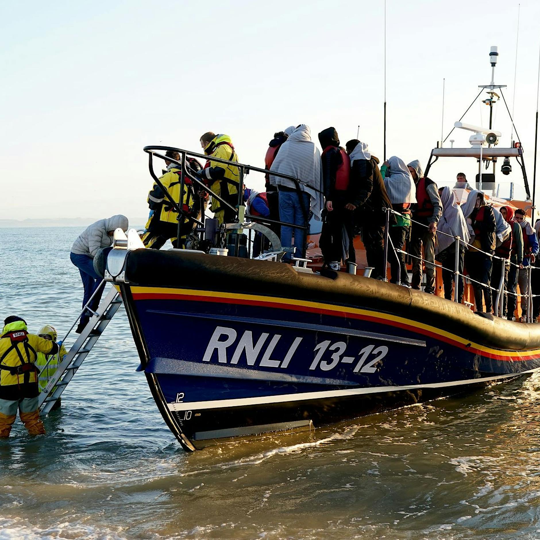 Gericht: London darf Asylsuchende nach Ruanda schicken