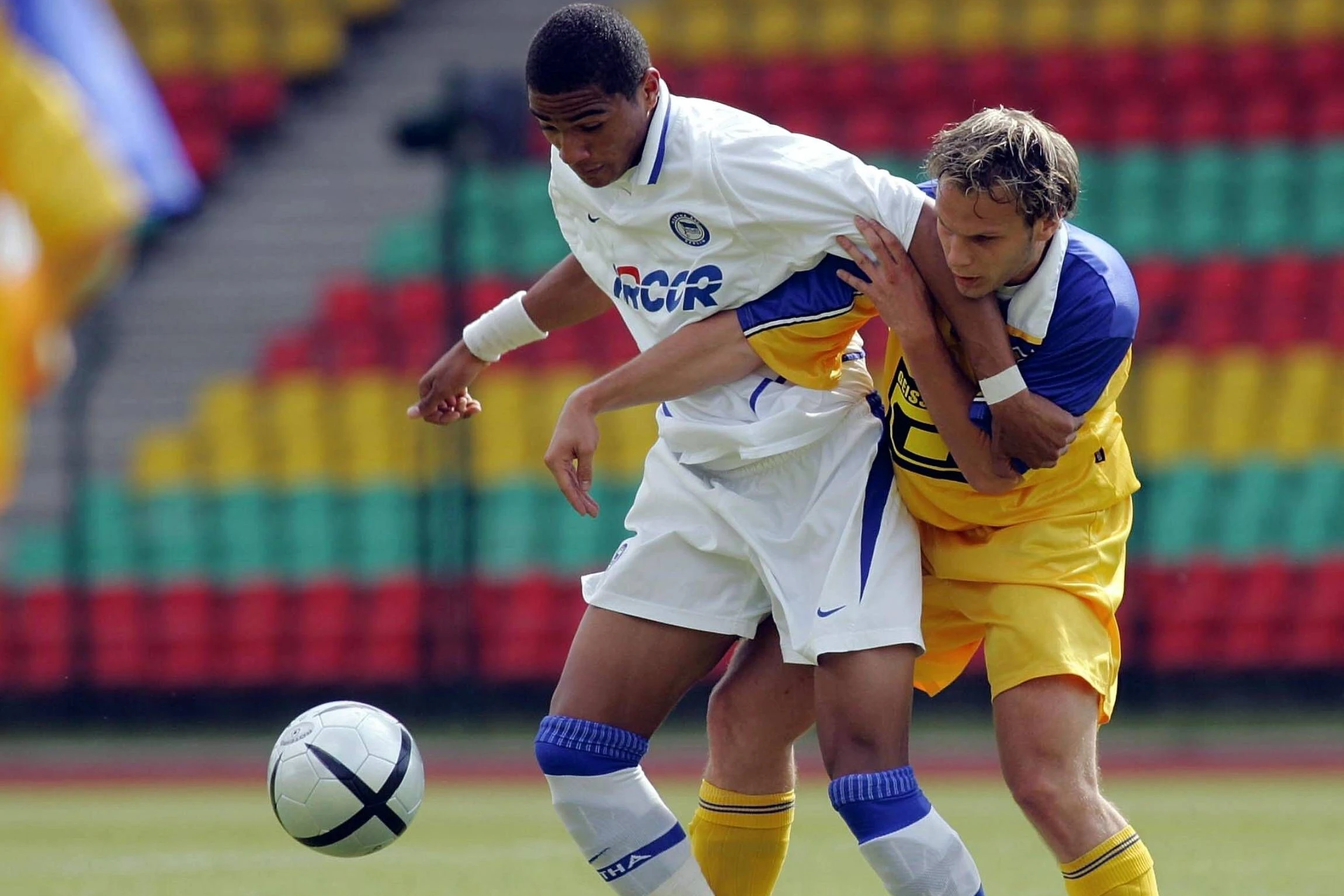 Kevin-Prince Boateng (l.) gewann mit Hertha BSC 2004 auch den DFB-Pokal der A-Junioren. Im Finale besiegte man den SGV Freiberg glatt mit 5:0.