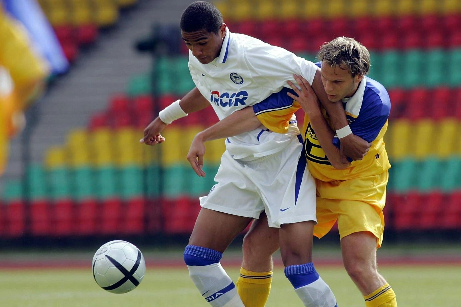 Kevin-Prince Boateng (l.) gewann mit Hertha BSC 2004 auch den DFB-Pokal der A-Junioren. Im Finale besiegte man den SGV Freiberg glatt mit 5:0.