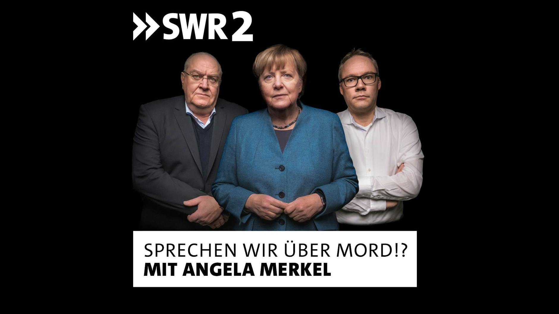 HANDOUT - Das Coverbild des Podcasts «Sprechen wir über Mord?!» mit dem ARD-Terrorismusexperten Holger Schmidt (r), dem Bundesrichter a. D. Thomas Fischer (l) und Altkanzlerin Angela Merkel (CDU).