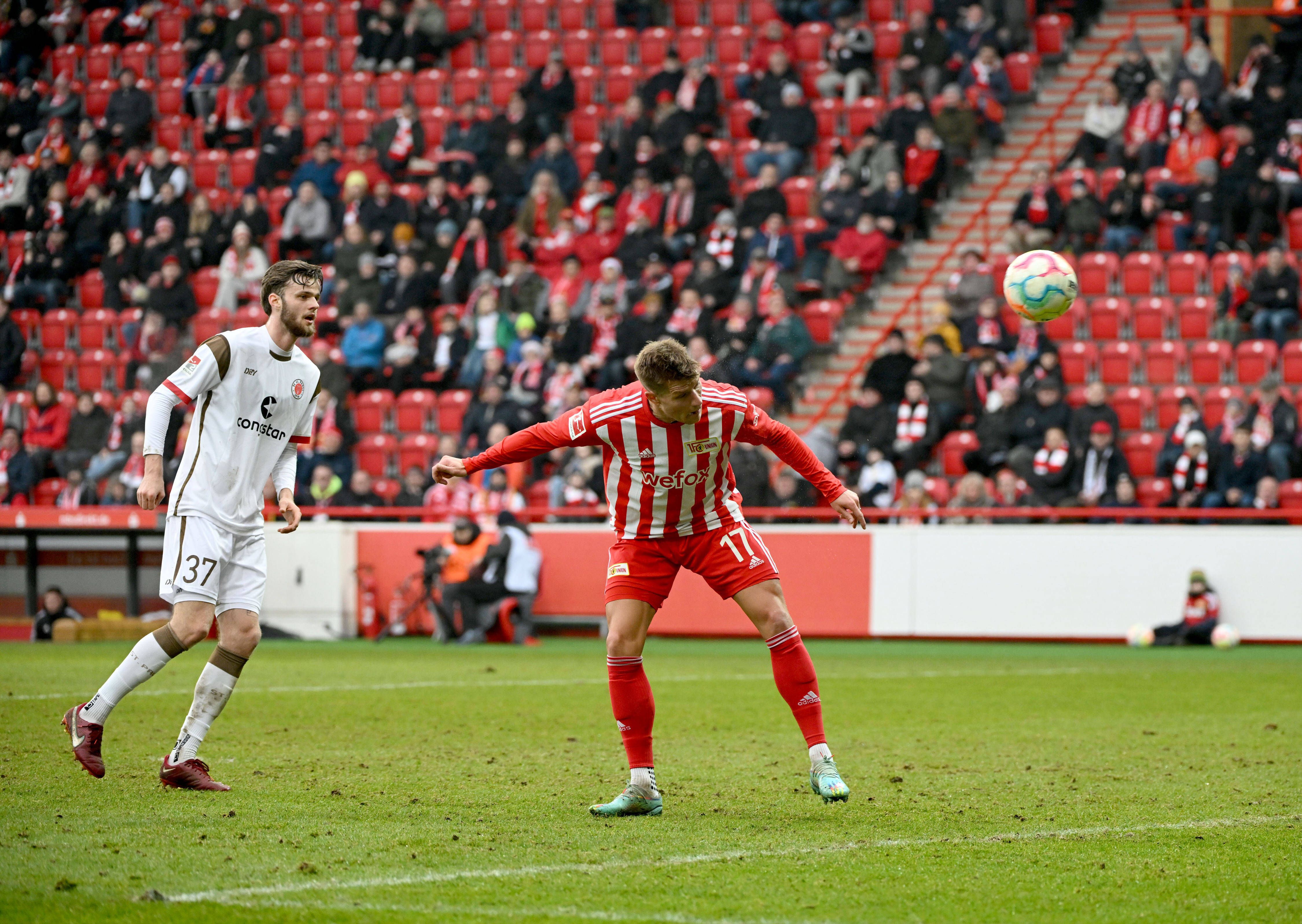 Image - Achterbahnfahrt gegen St. Pauli: Kevin Behrens rettet die weiße Testweste des 1. FC Union