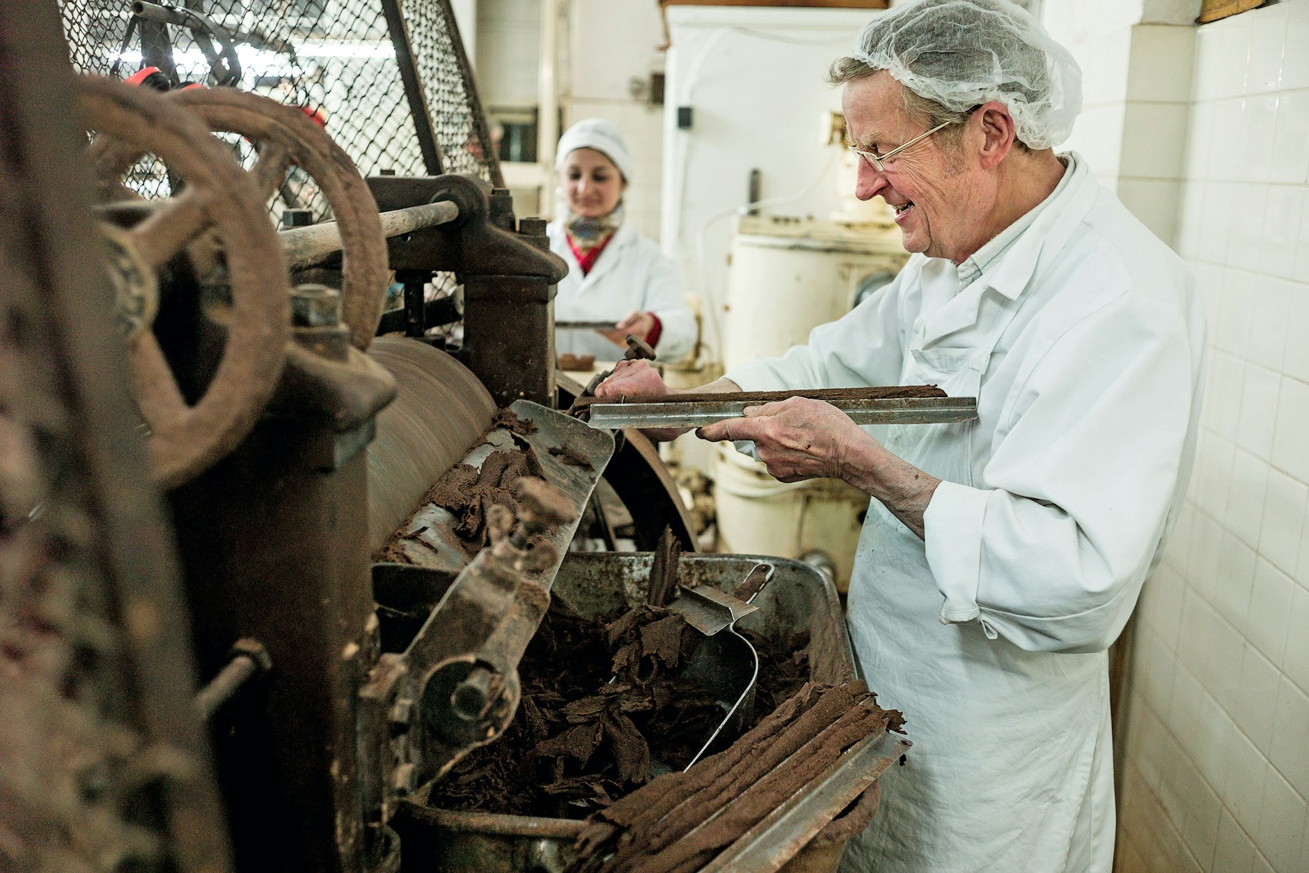 In der Brandenburgischen Straße befindet sich auch die Schokoladen-Fabrik. Hier die sogenannte Borkenmaschine.