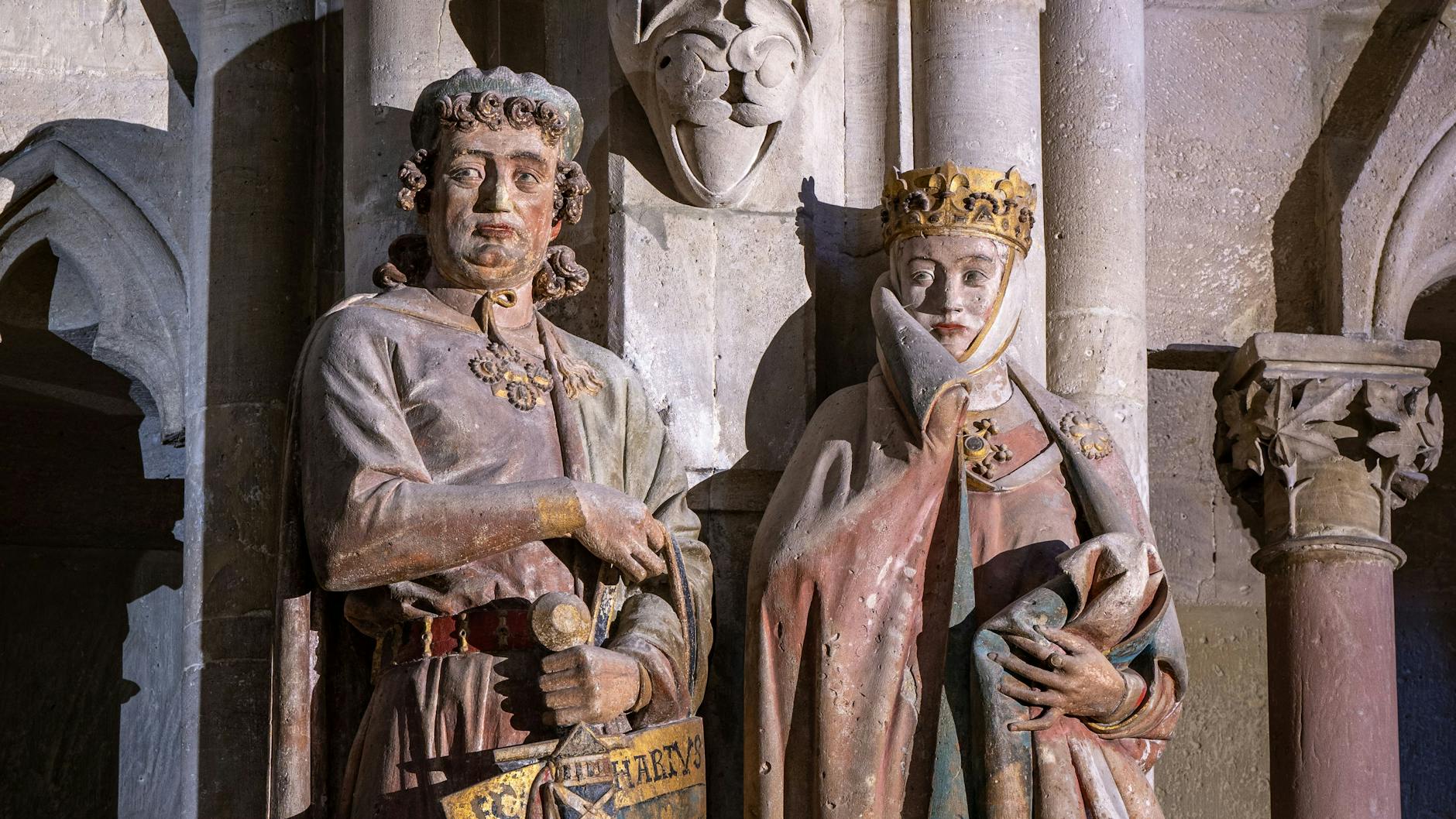 Die Stifterfiguren Uta und Ekkehard im Westchor des Doms in Naumburg. 