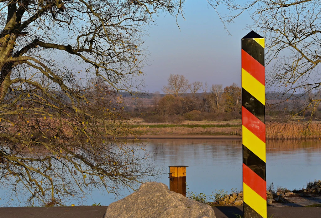 Streitfall Oder - Verwundeter Fluss vor neuer Katastrophe?