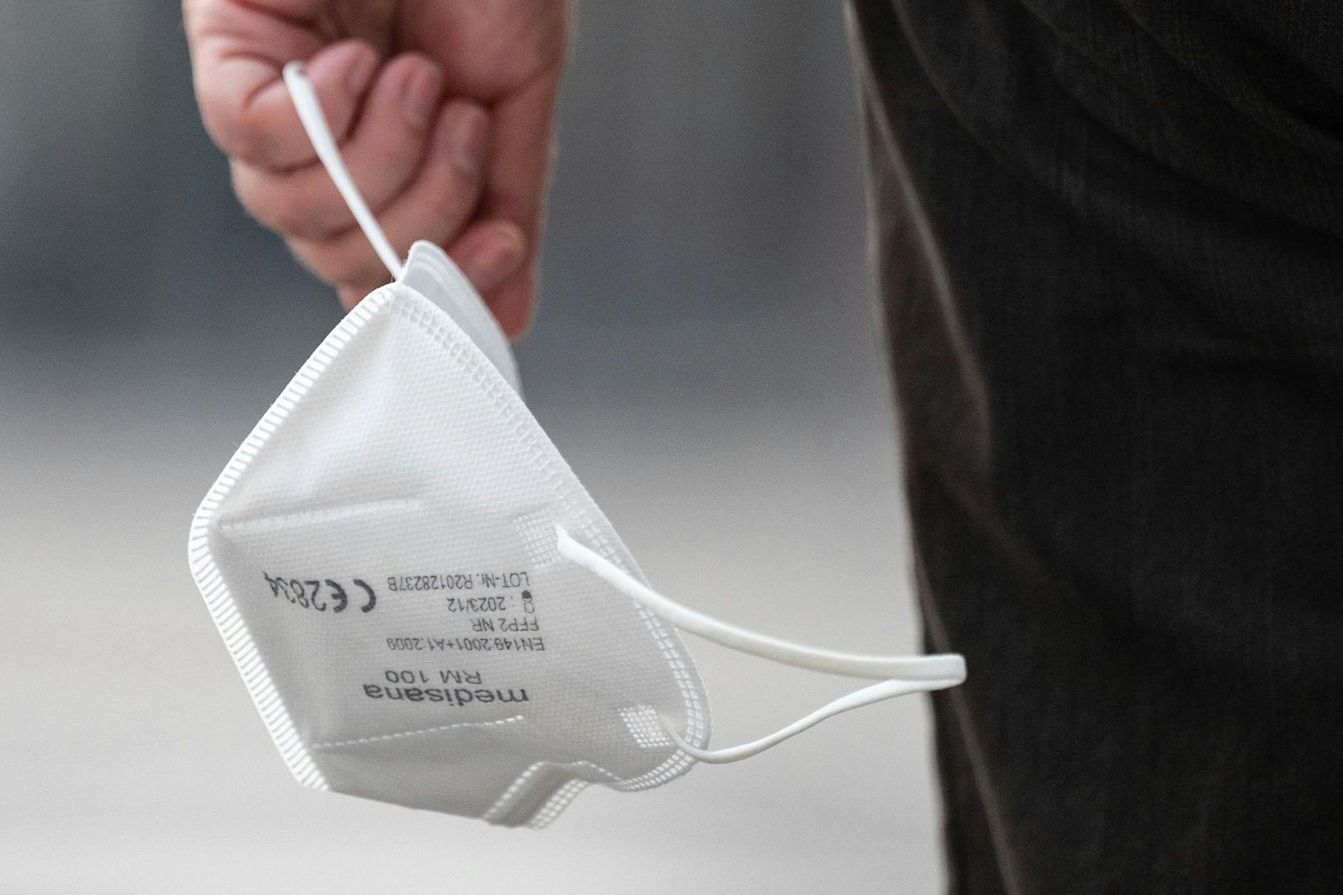 Die Gesundheitsverwaltung rät, auch in den Weihnachtsferien Maske zu tragen.