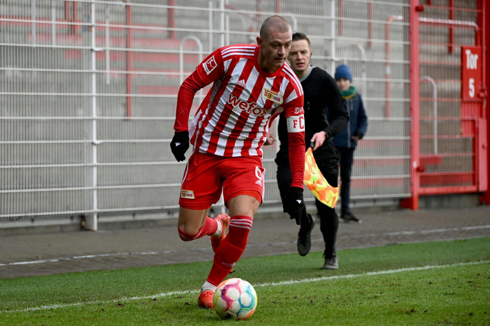 Julian Ryerson lief in der zweiten Halbzeit gegen den FC St. Pauli sogar als Kapitän des 1. FC Union Berlin auf.