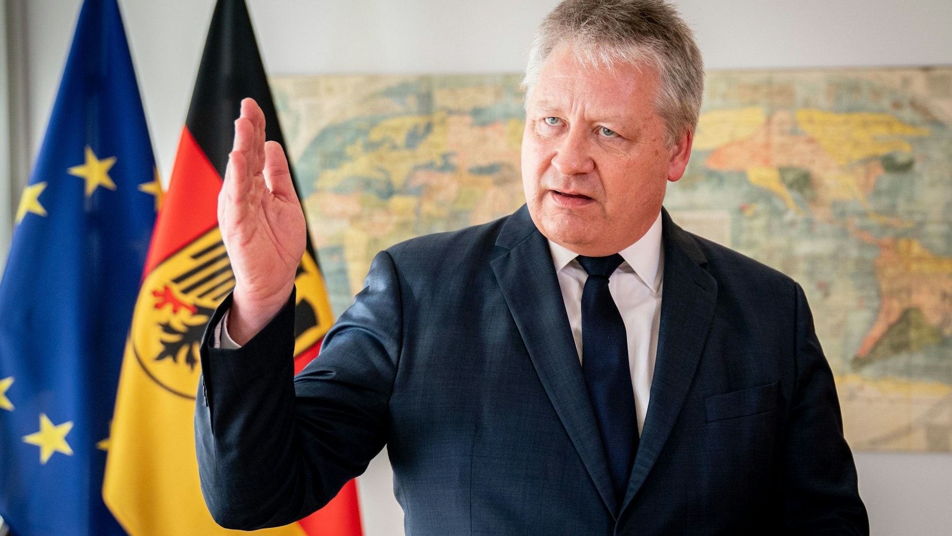 Bruno Kahl, Präsident des Bundesnachrichtendienstes (BND), ließ einen Mitarbeiter festnehmen.
