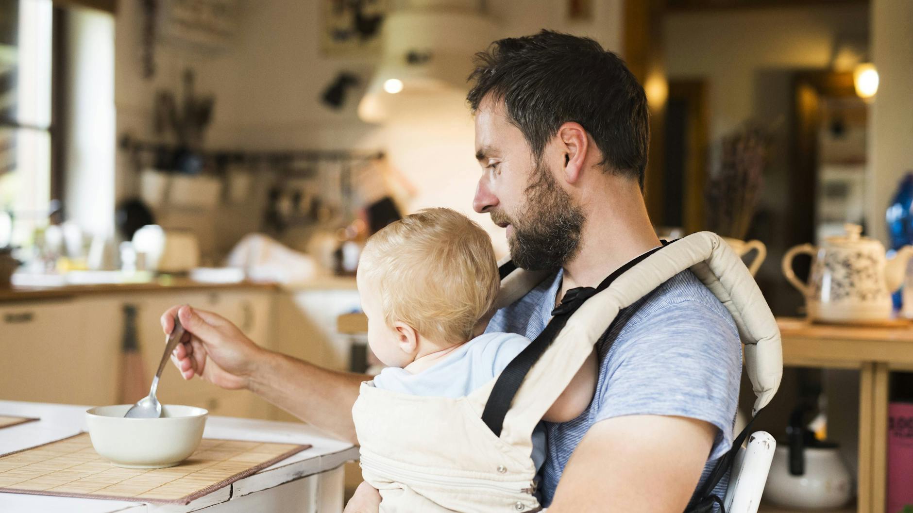 Das Kindergeld steigt zum 1. Januar auf einheitlich 250 Euro pro Monat und Kind.