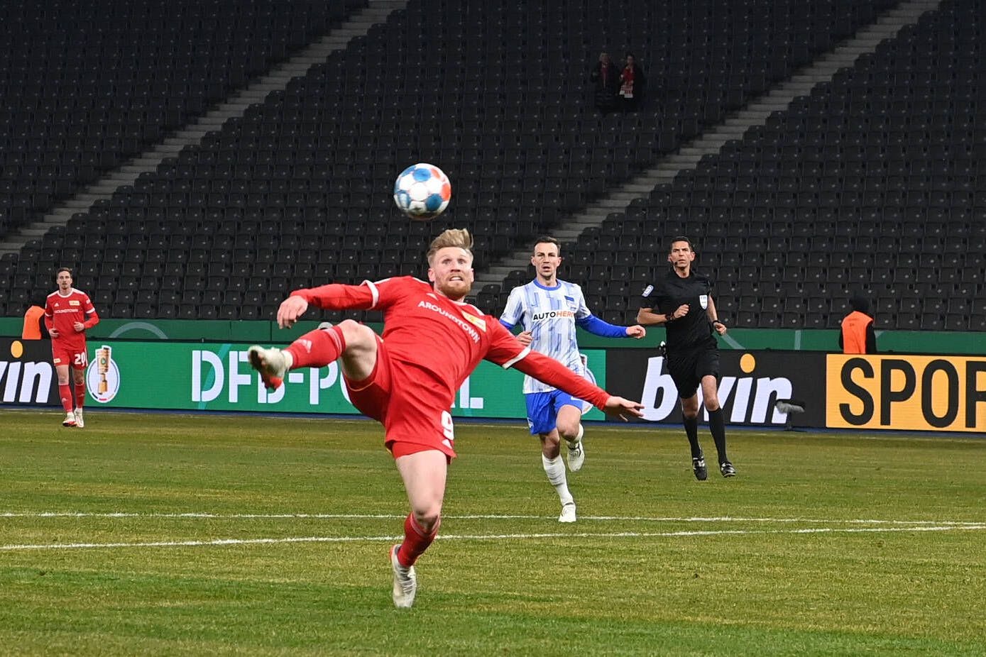 Andreas Voglsammer (v.) erzielte für Union Berlin nicht nur das 1:0 bei Hertha BSC, sondern auch das Tor des Monats Januar 2022.