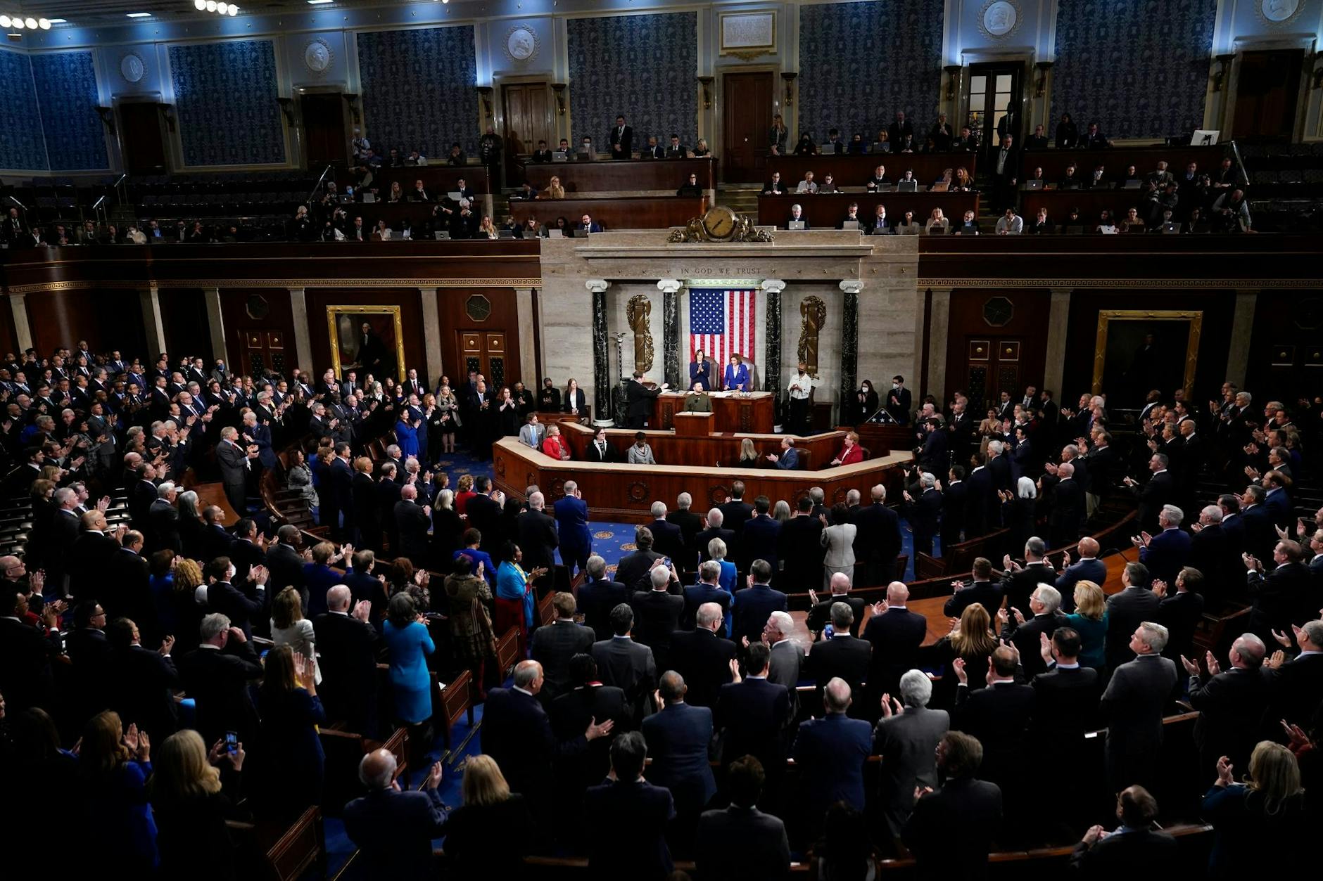 Selenskyj spricht bei einer gemeinsamen Sitzung des Kongresses auf dem Capitol Hill in Washington.