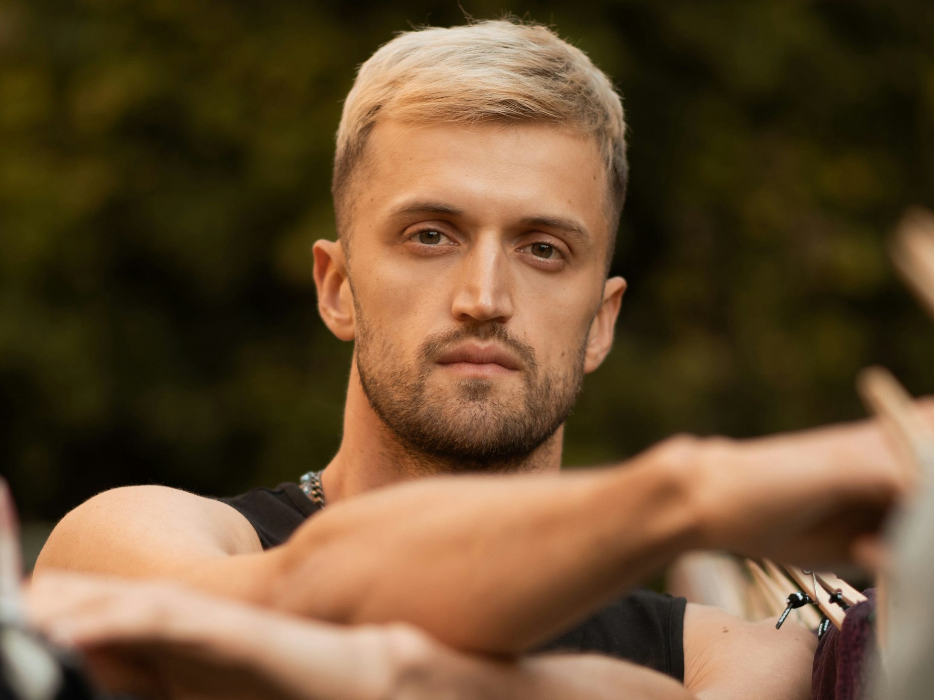 Norman Shelest verließ bereits 2018 die Ukraine, um seinen Verlobten zu heiraten.