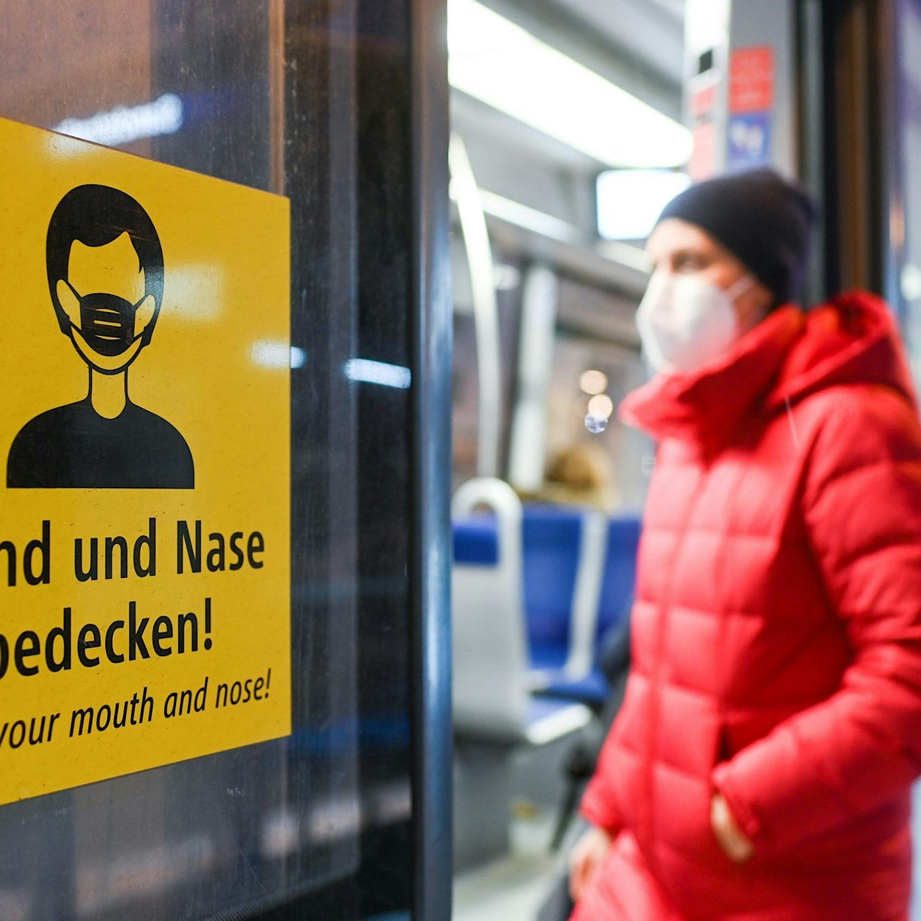 Corona-Maßnahmen beenden? Debatte nach Äußerung von Christian Drosten