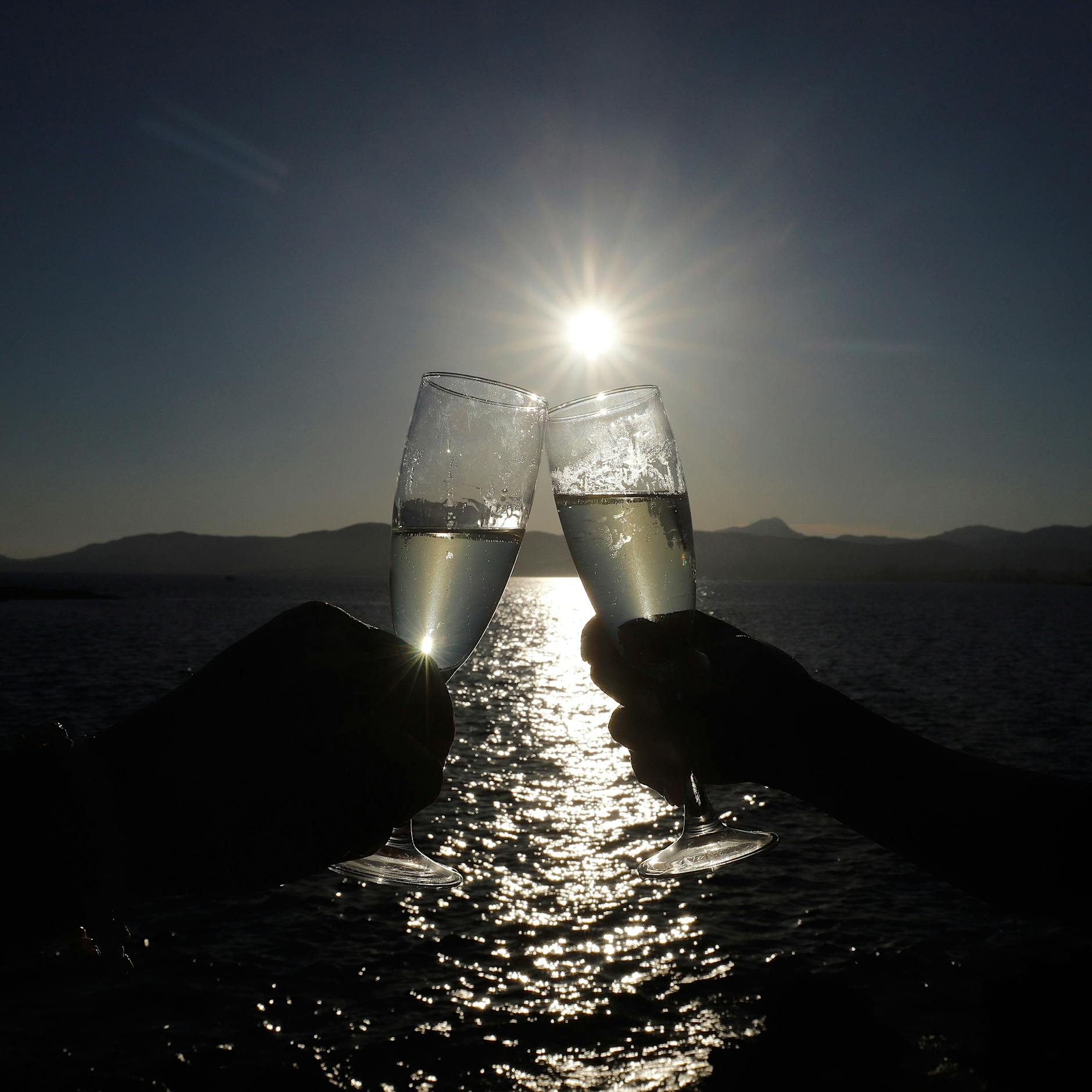 Wumms-Test: Wie schmeckt eigentlich alkoholfreier Sekt und welche Marken sind eine echte Silvester-Alternative?