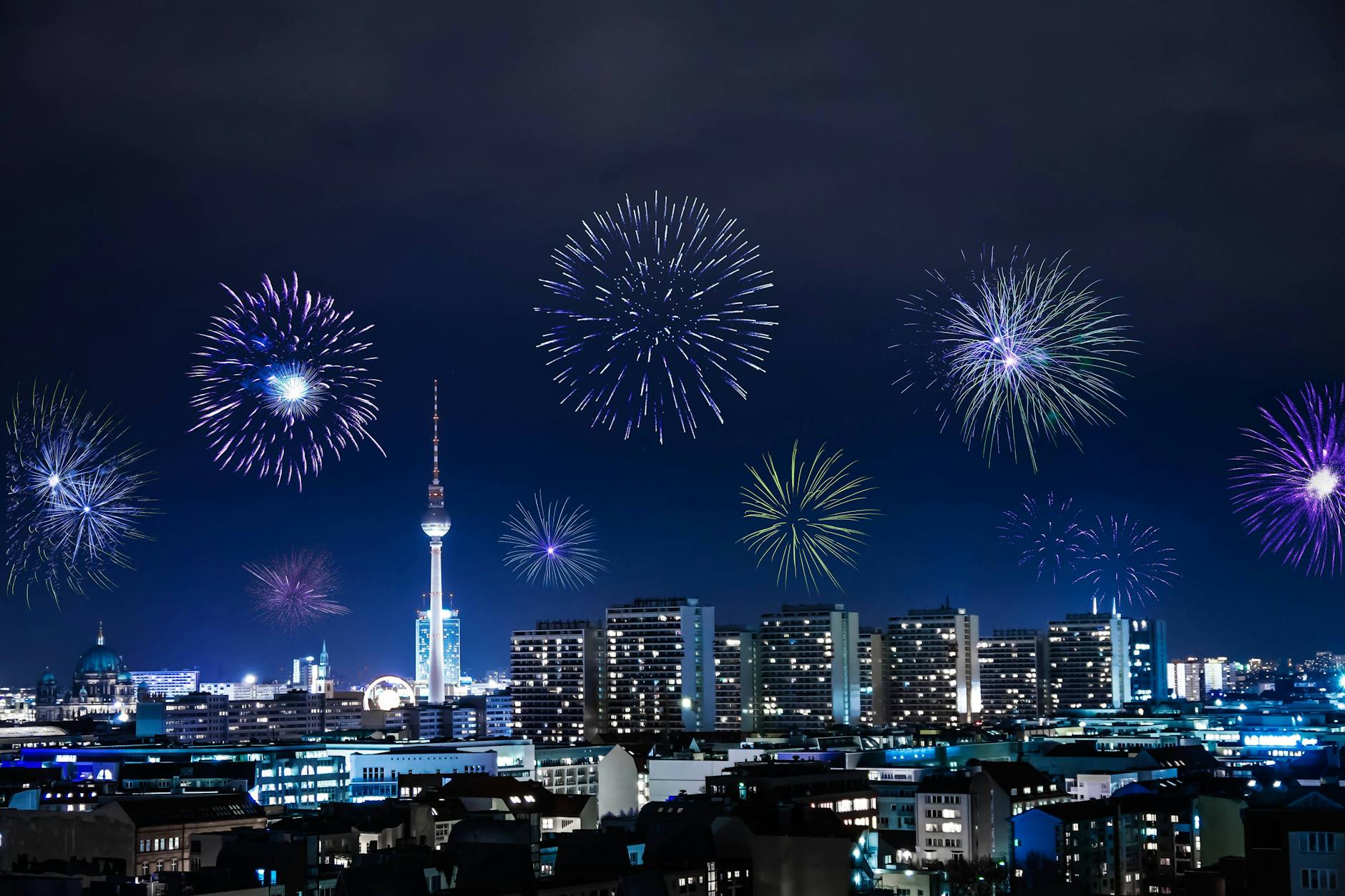 Feuerwerk über Berlin: Nach der Silvesterparty beginnt die Zeit der großen Vorsätze fürs neue Jahr.
