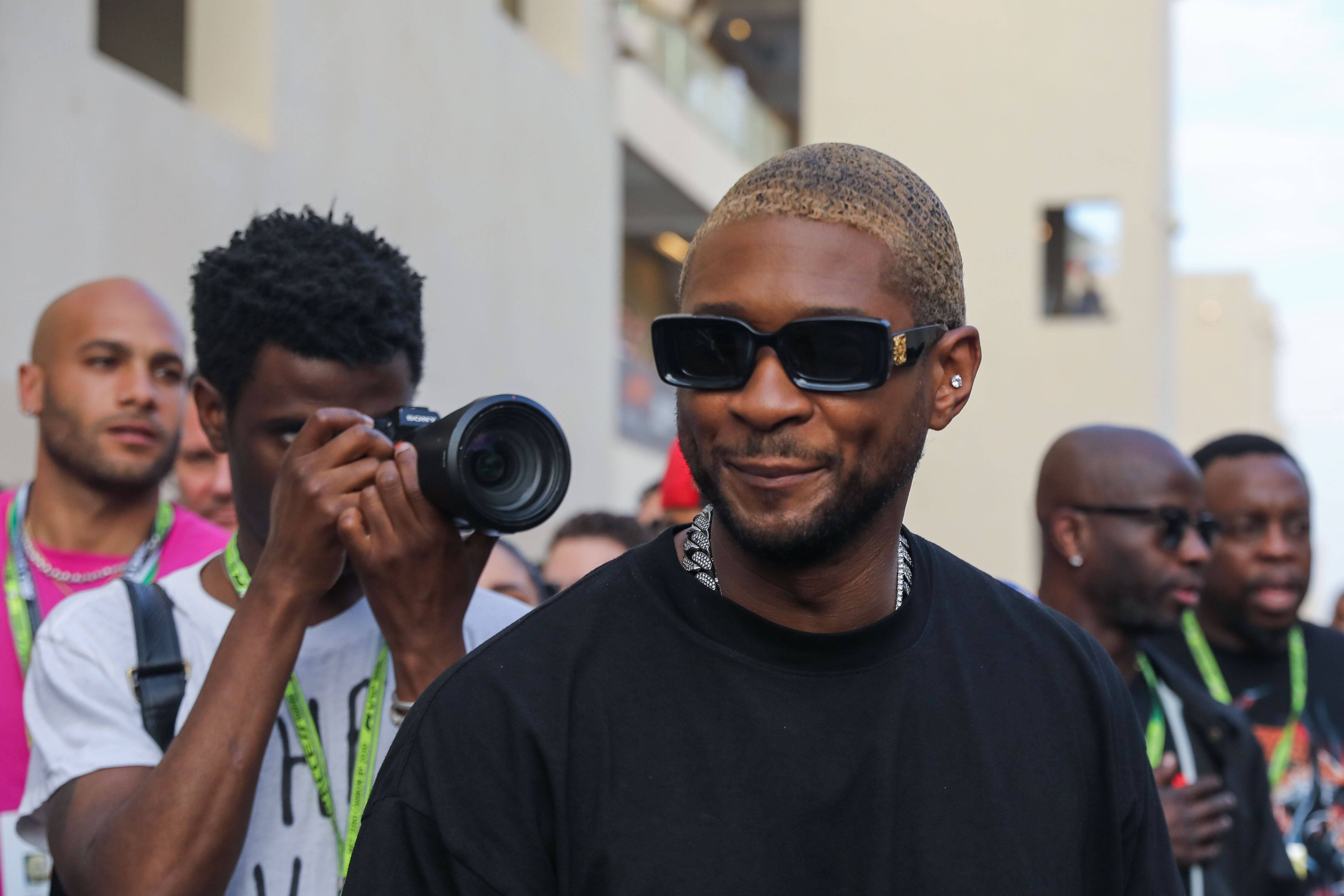 „Sie war immer für mich da!“: US-Sänger Usher trauert um seine Oma Tina