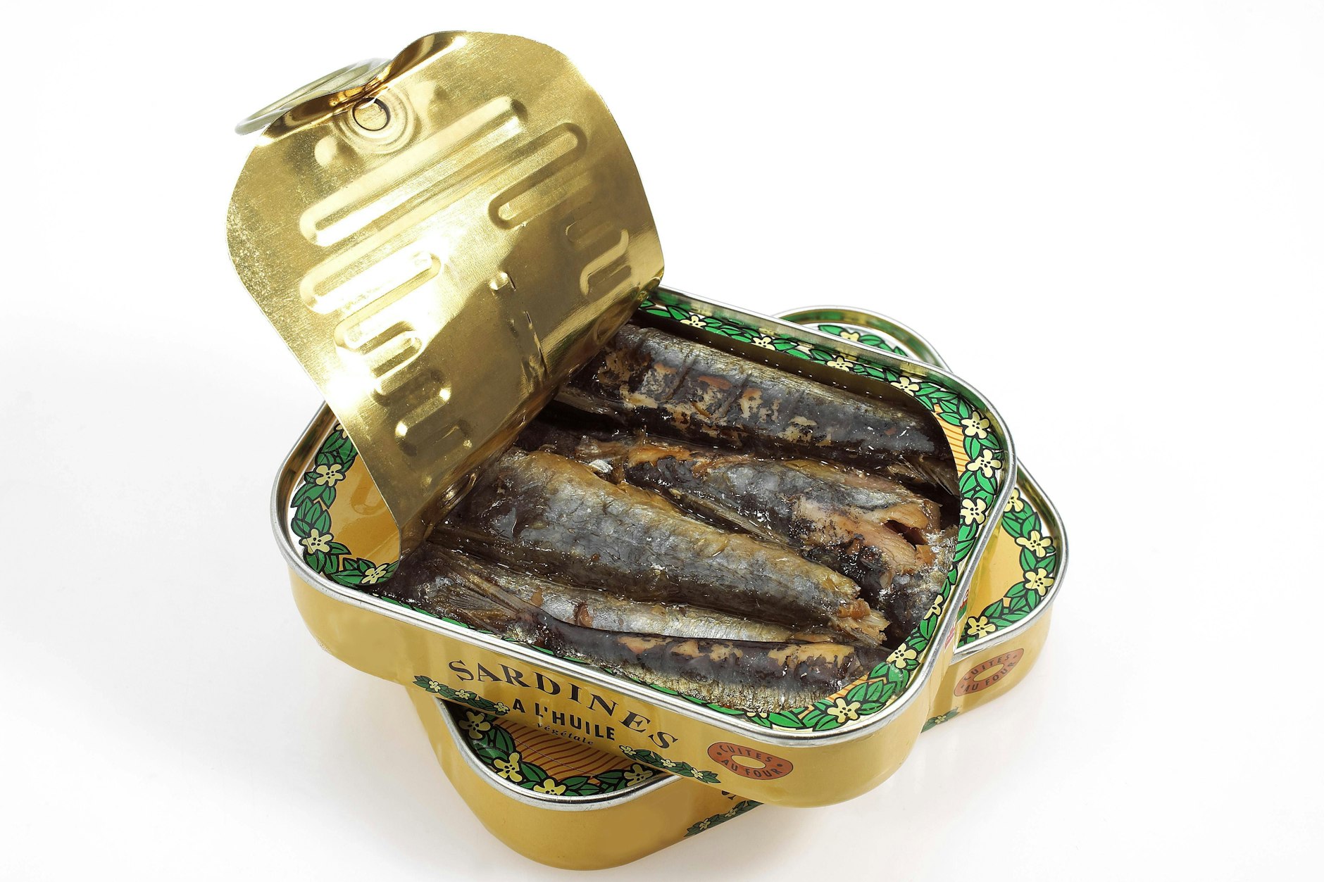 Fischbrötchen mit Matjes, Bismarckhering oder die gute alte Sardinenbüchse: Dosenfisch ist nicht nur gesund, sondern auch ein Alliierter im Kampf gegen Kopfschmerzen und Kater an Neujahr.