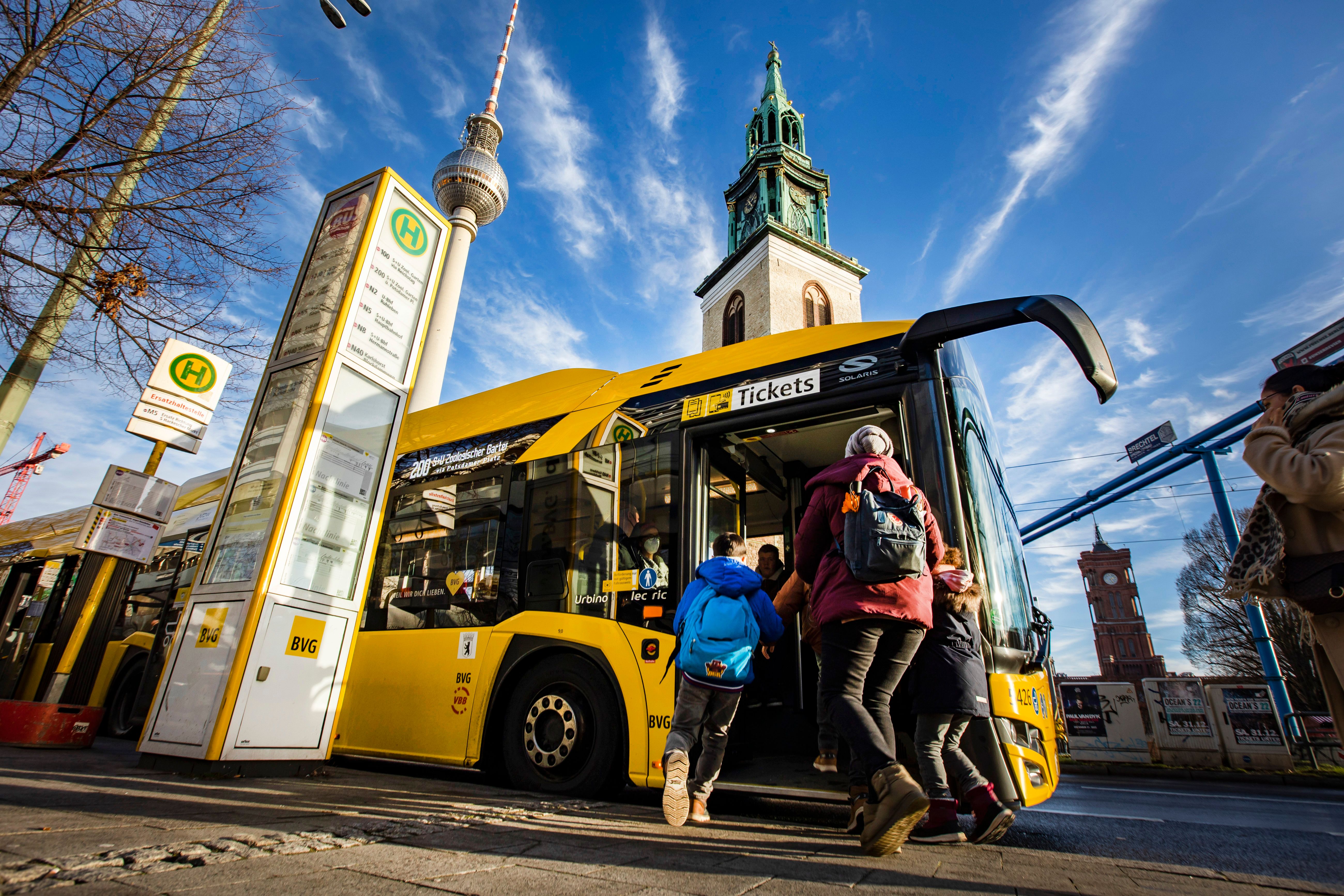 Berlin: BVG Kürzt Busfahrplan – Diese Linien Sind Betroffen, Das Ist ...