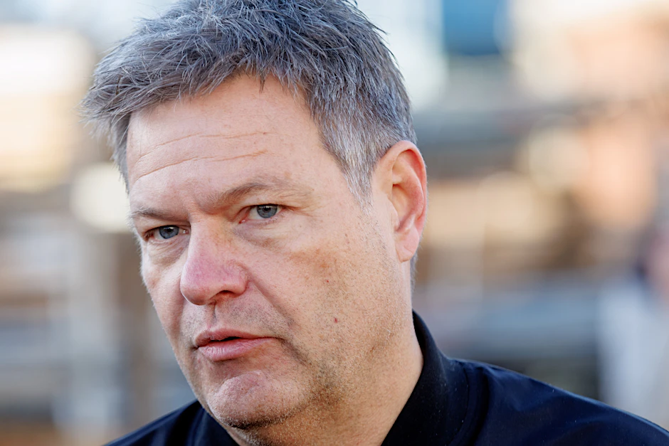Robert Habeck (Grüne): Sein Heizungsgesetz ist heftig umstritten und führt zu sinkenden Umfrageergebnissen für seine Partei.