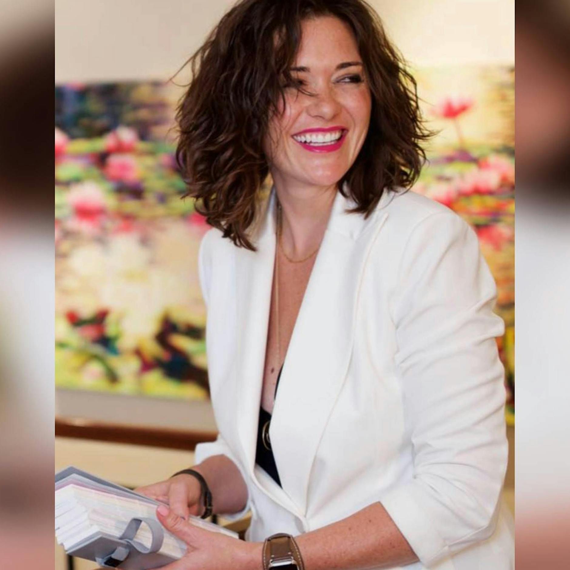 DIESE Frau ermordete ihren Stiefvater, weil dieser Nacktbilder von ihr hatte