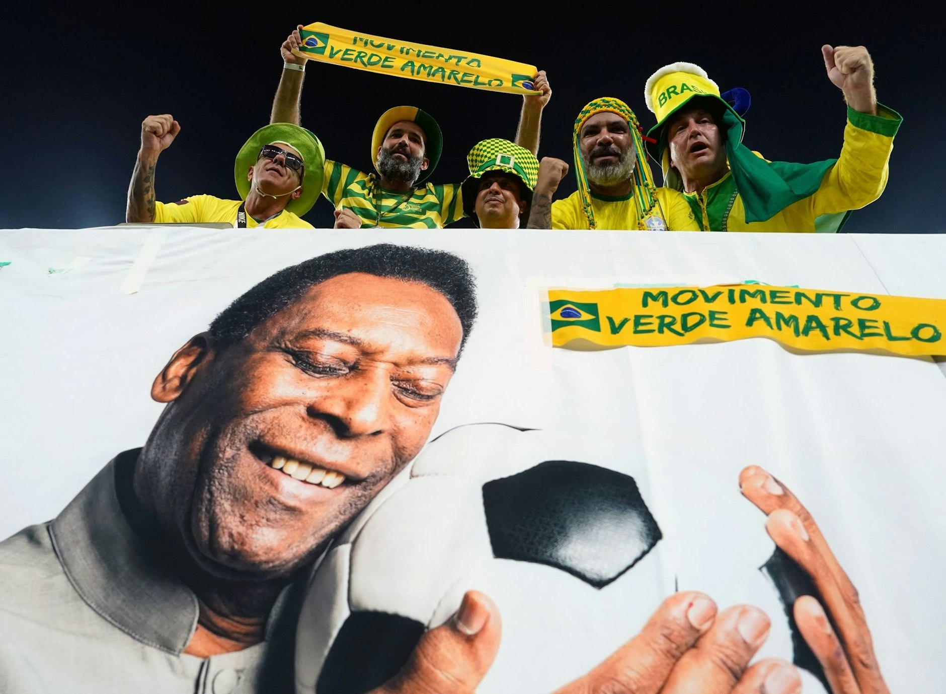 ARCHIV - Der Gesundheitszustand von Fußball-Legende Pelé soll sich verschlechtert haben.  
