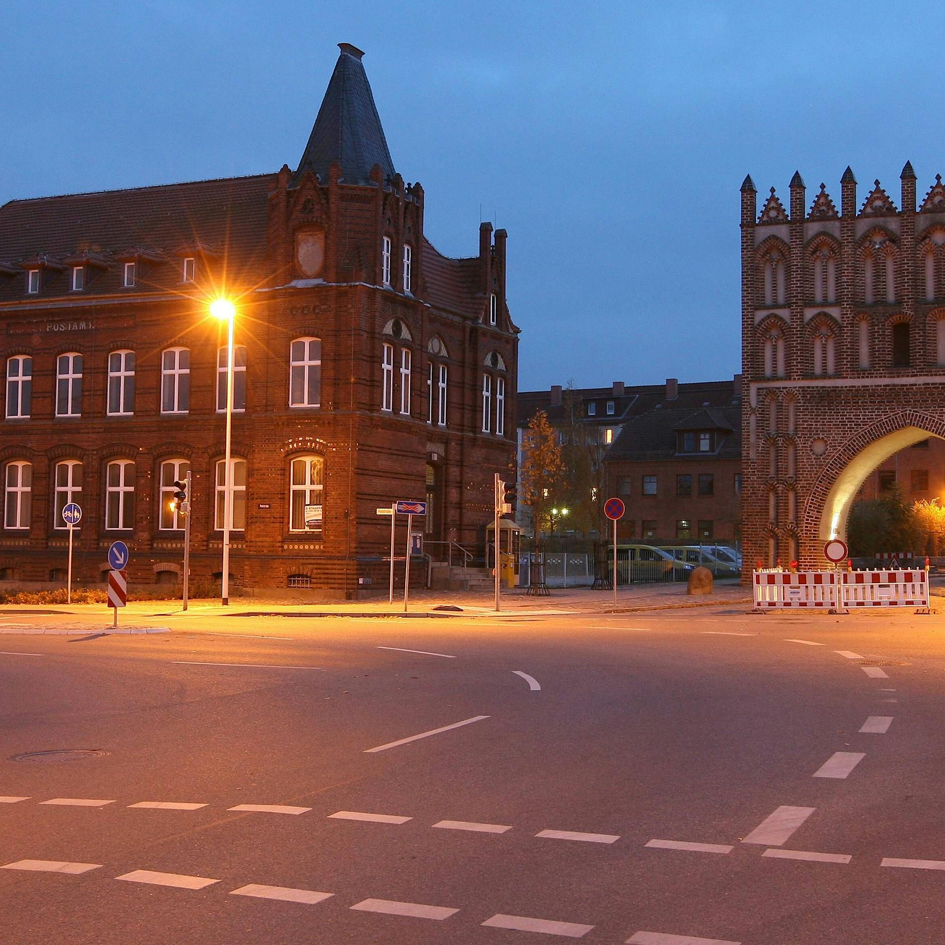 Fahrerflucht! 23-jährige Opernsängerin zu Weihnachten totgefahren, 21-Jährige rast davon und streitet alles ab