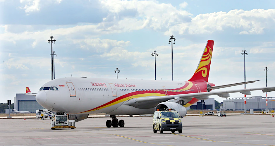 &nbsp;Ein Airbus A330-300 der chinesischen Fluggesellschaft Hainan Airlines am Flughafen Berlin Brandenburg.