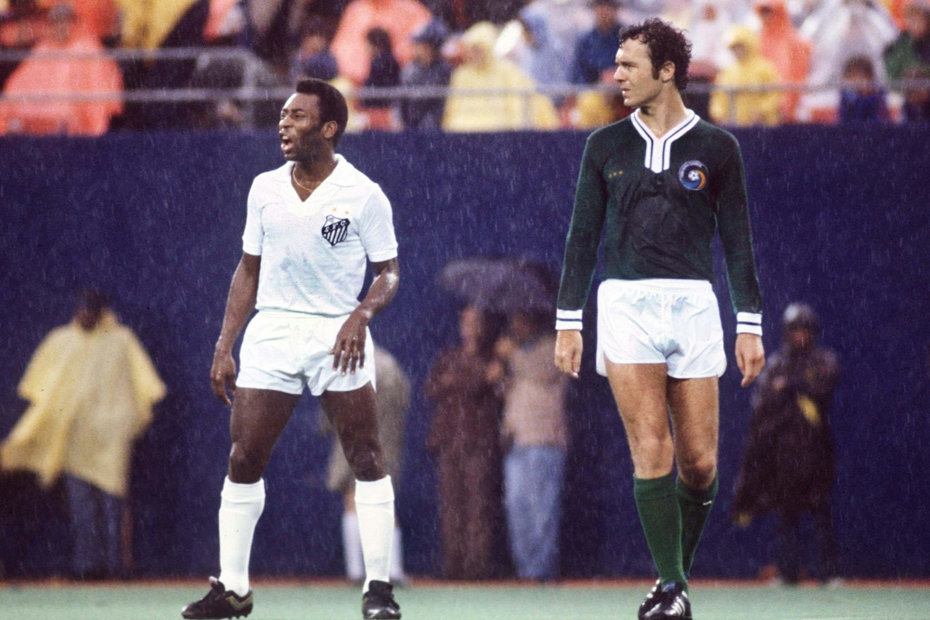 Zwei Legenden beim Abschiedsspiel in den USA: Pelé und Franz Beckenbauer (v.l.)