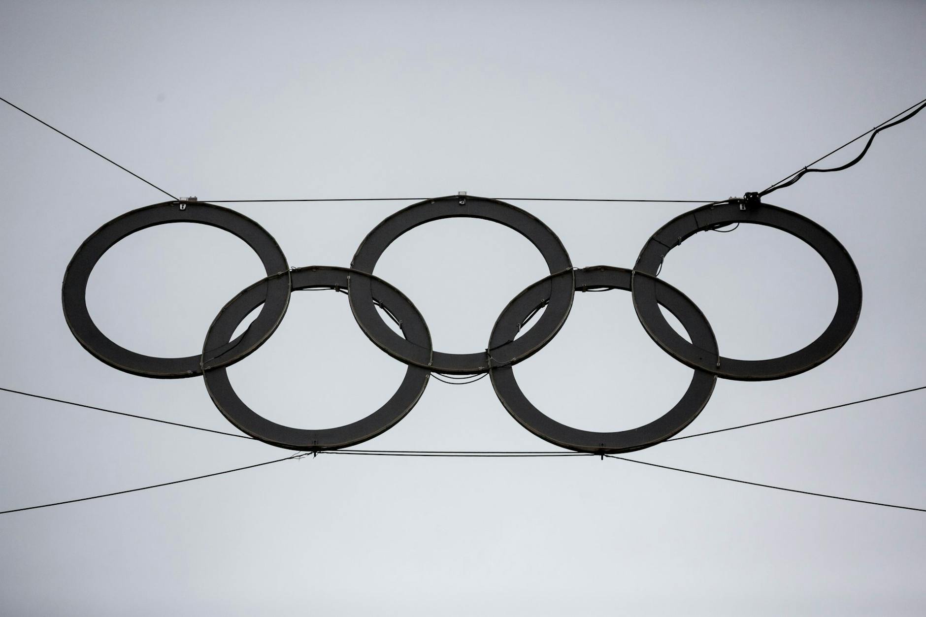 Der DOSB hält eine Verschiebung der Vergabe der Olympischen Winterspiele für 2030 durch das IOC für richtig.