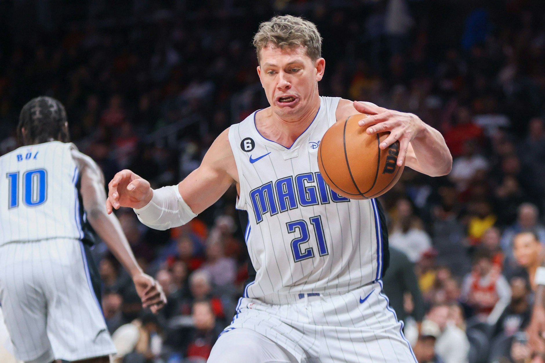 Ex-Albatros Moritz Wagner löste beim NBA-Spiel eine Massenschlägerei aus und bekam einen Schlag auf den Hinterkopf.