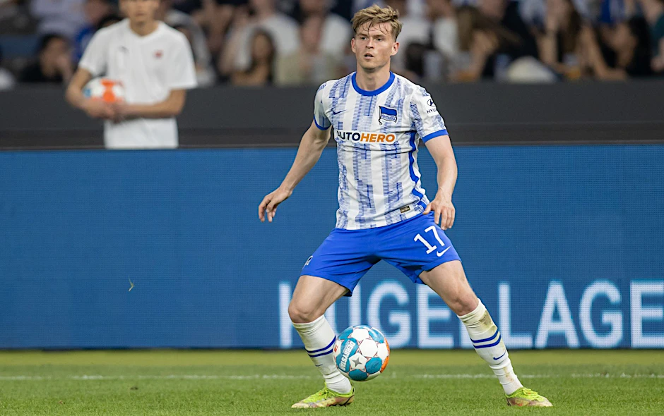 ARCHIV - Maximilian Mittelstädt soll das Interesse von Werder Bremen auf sich gezogen haben.  