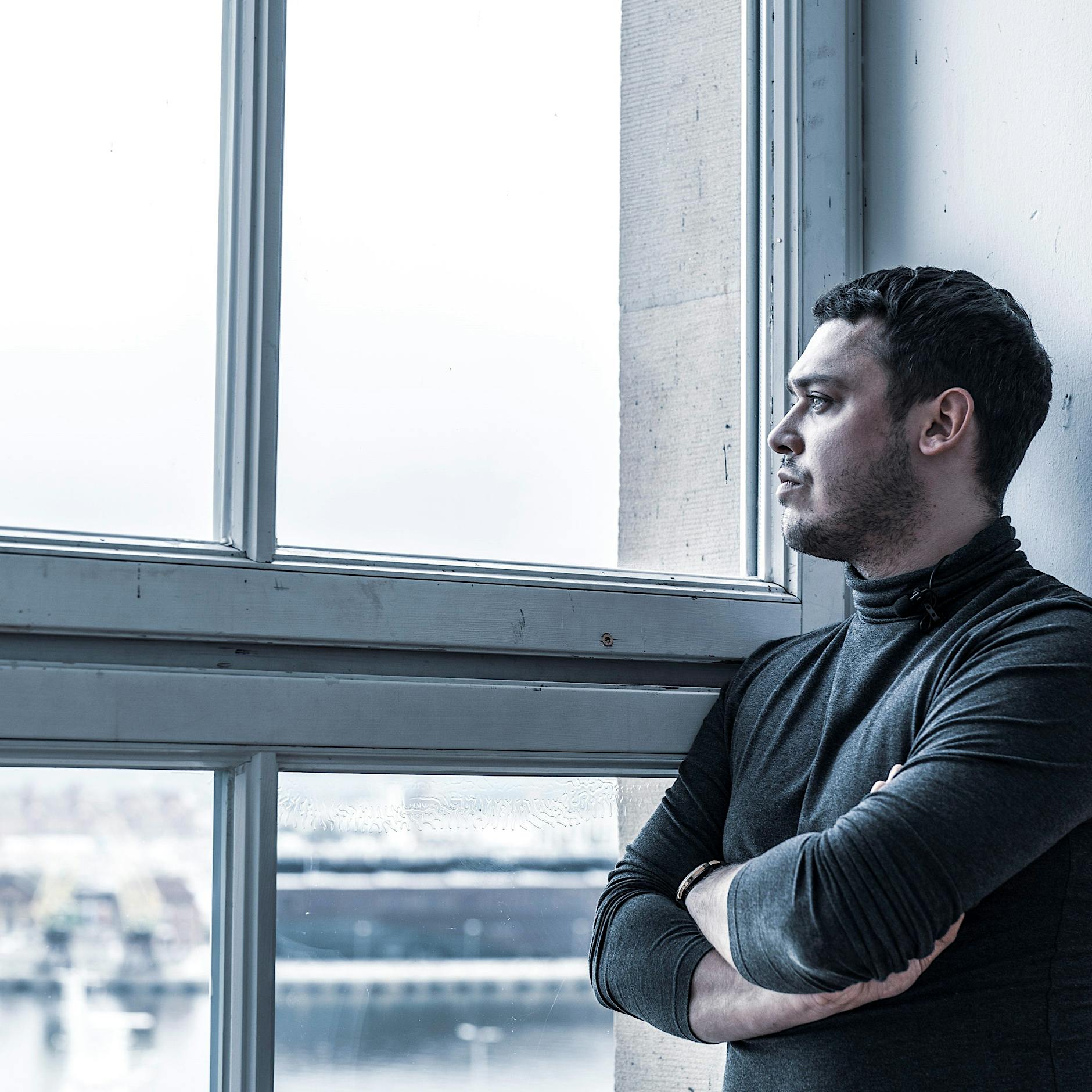 Jakub Skrzywanek öffnet sein Theater, damit Homosexuelle in Polen heiraten können