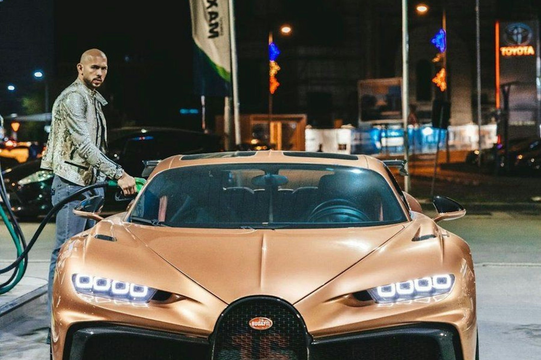 Andrew Tate legte sich auf Twitter mit Greta Thunberg an und bekam eine saftige Replik.