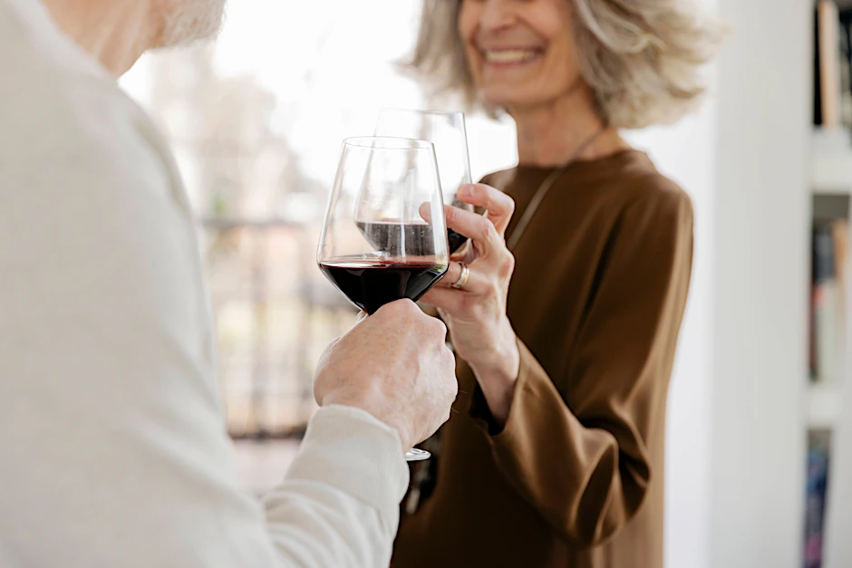 Ein Glas Rotwein am Tag soll gesund sein, denken viele.
