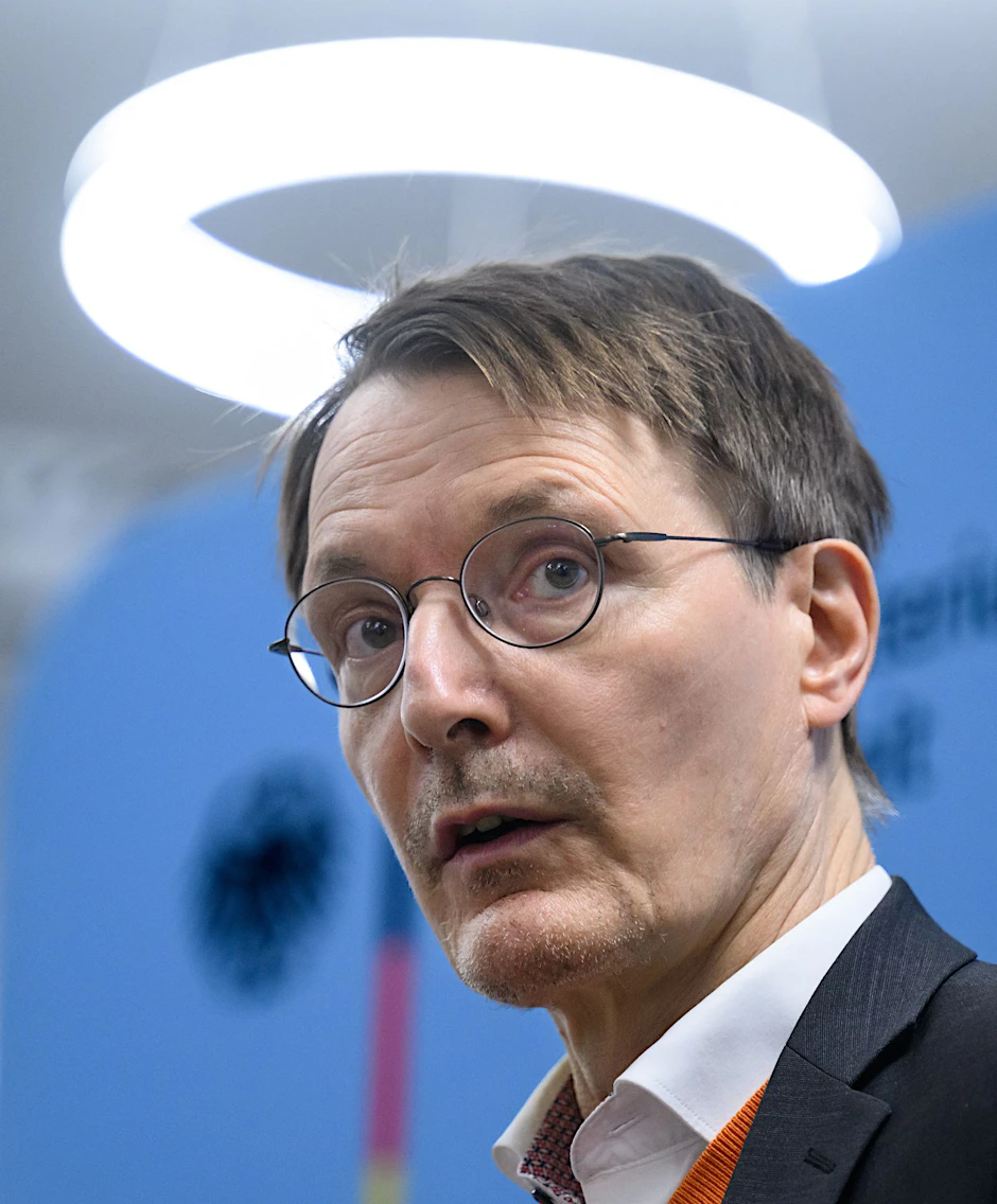 Karl Lauterbach (SPD) fühlt sich nicht für Hausarbeit berufen.  