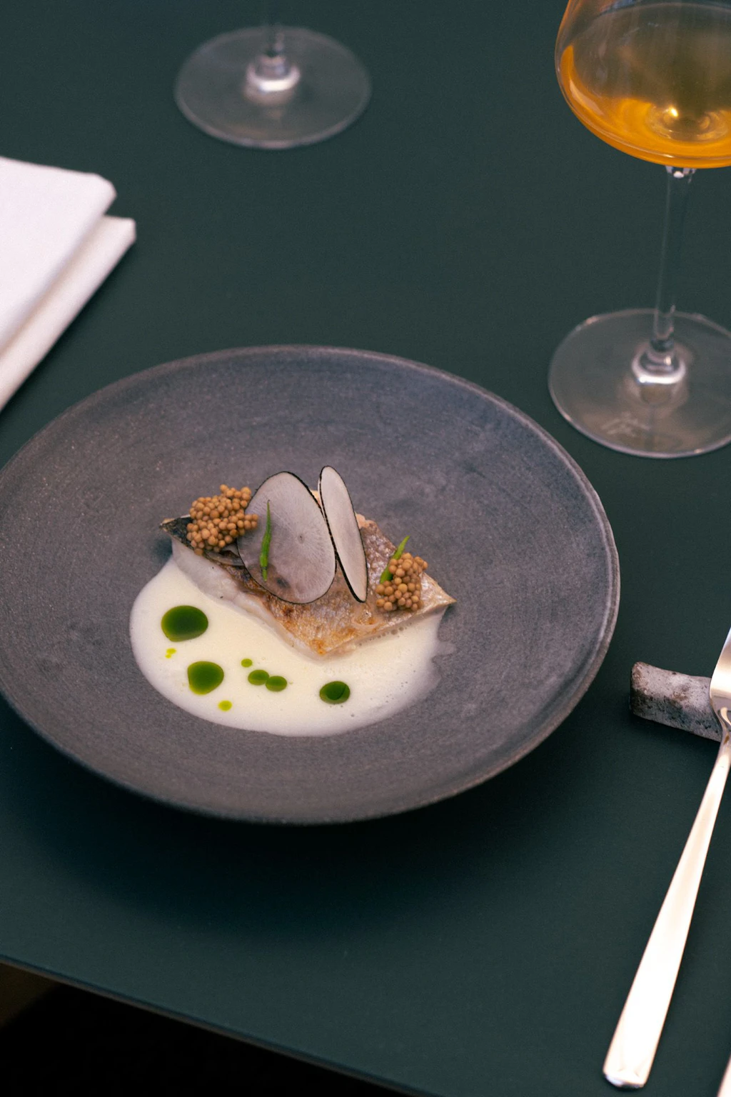 Restaurant Pars in Charlottenburg: Küche, Kunst und Konfekt