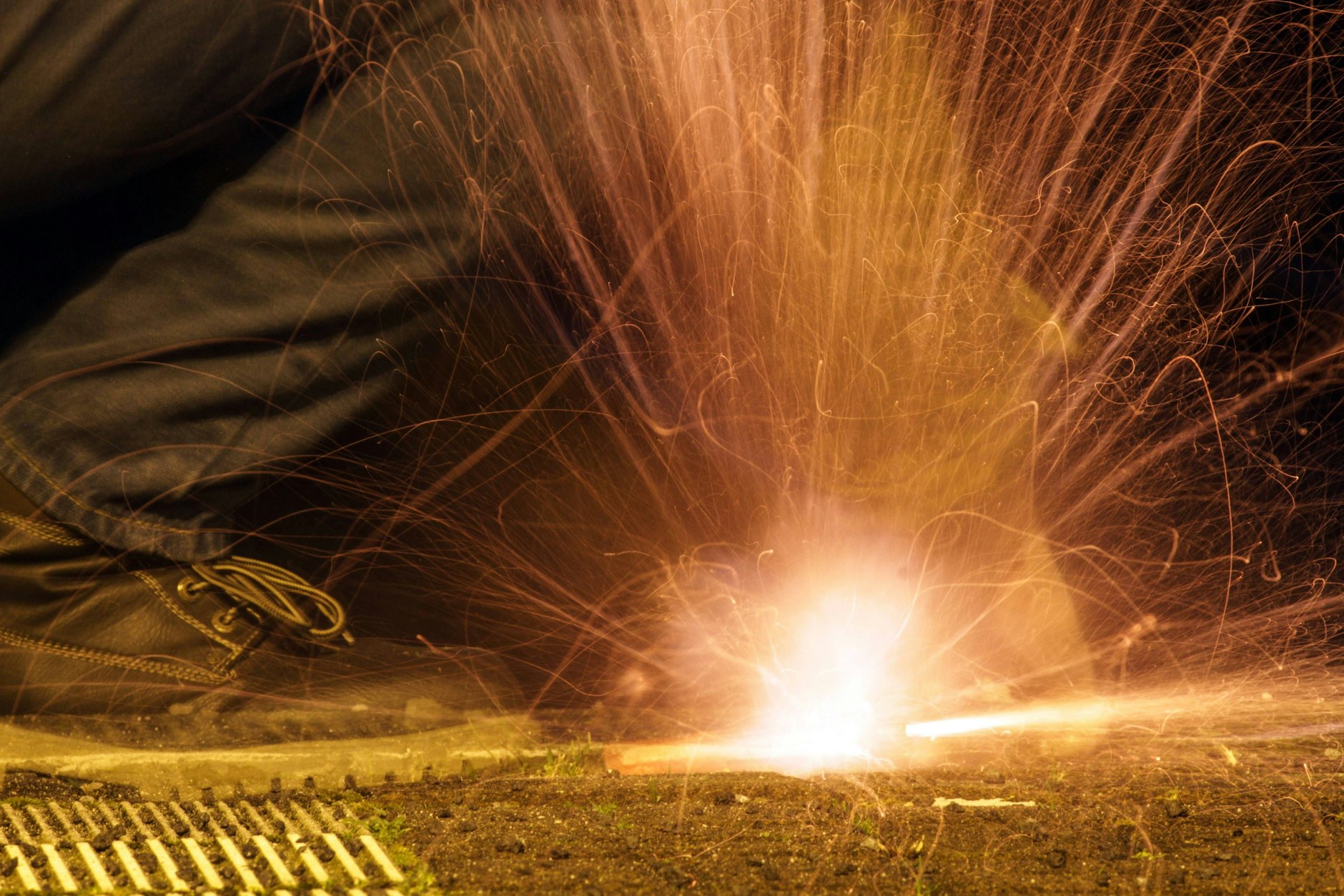 Die Pyrotechnik explodierte im Keller des Wohnhauses in Teupitz (Symbolbild).