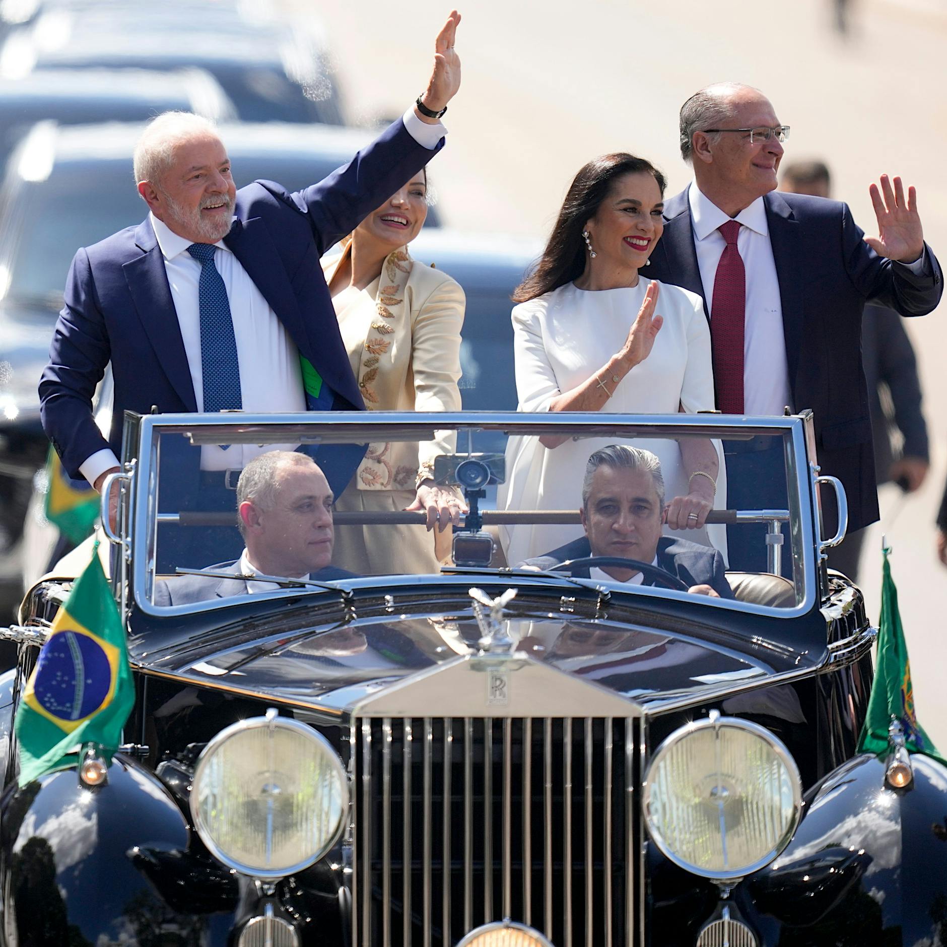 Brasilien: Links-Politiker Lula als Präsident vereidigt