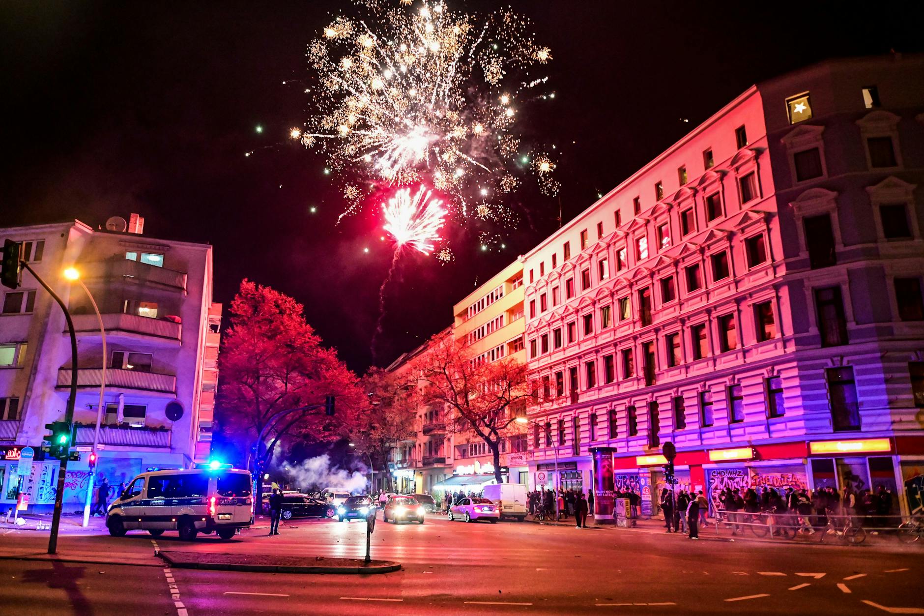 Die Silvesternacht an der Sonnenallee, Ecke Reuterstraße