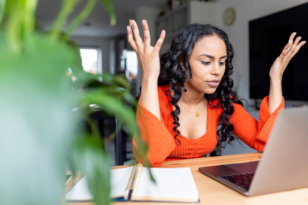 Karrierefalle Homeoffice: Wie Beschäftigte ihren Job aufs Spiel setzen