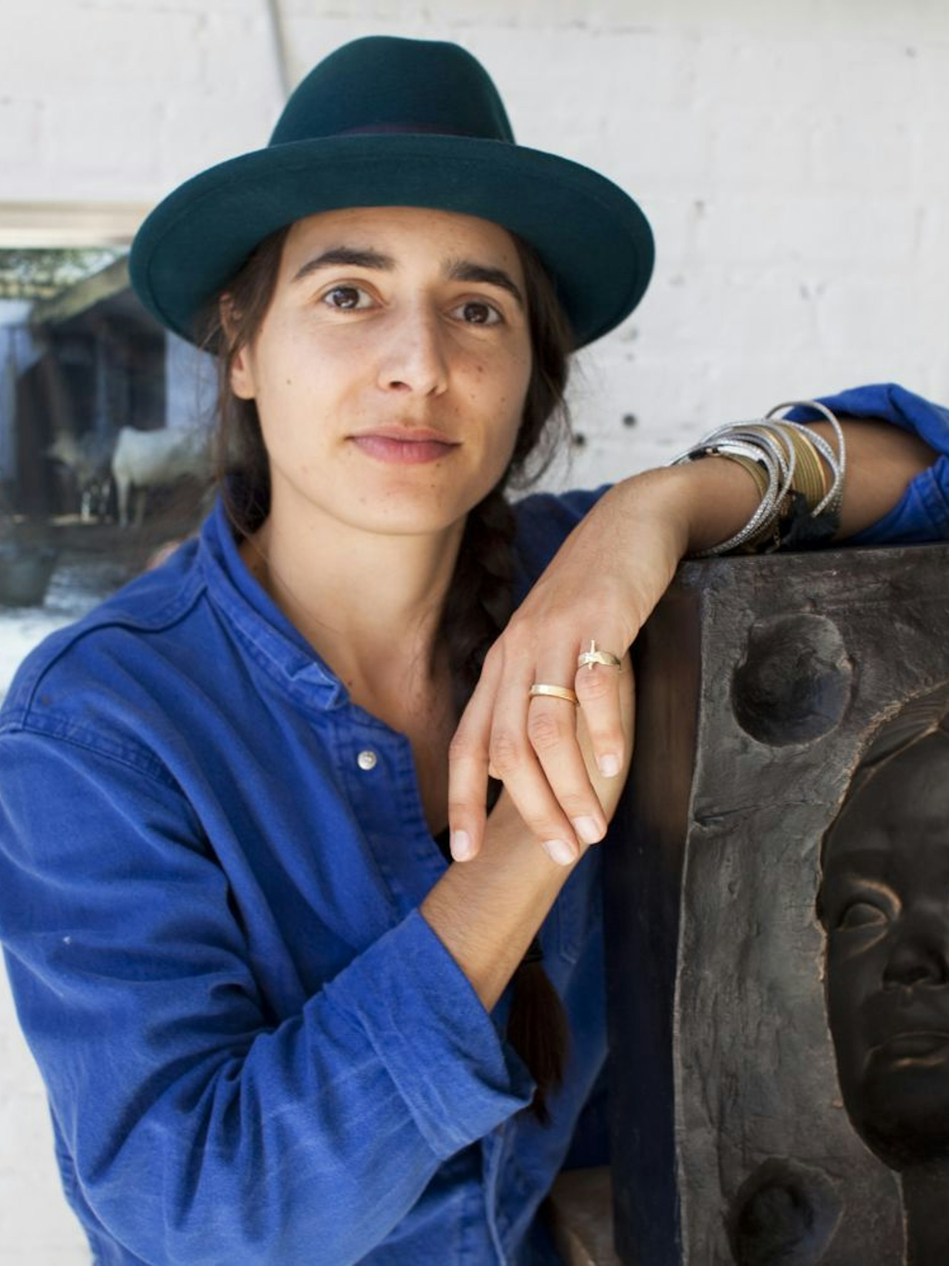 Prune Nourry hält die Erinnerung an die Entführten wach.