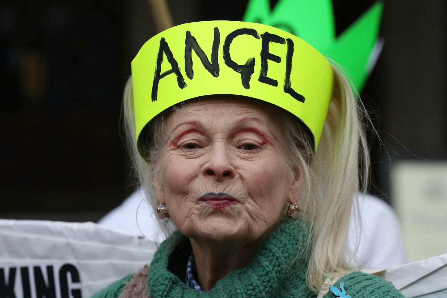ARCHIV - Vivienne Westwood war die Rebellin in der Modewelt.