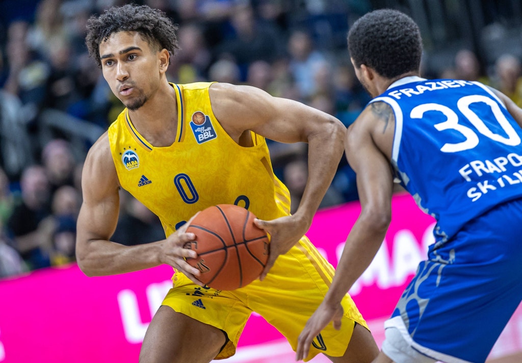Alba Berlin siegt deutlich in der Bundesliga gegen Skyliners Frankfurt