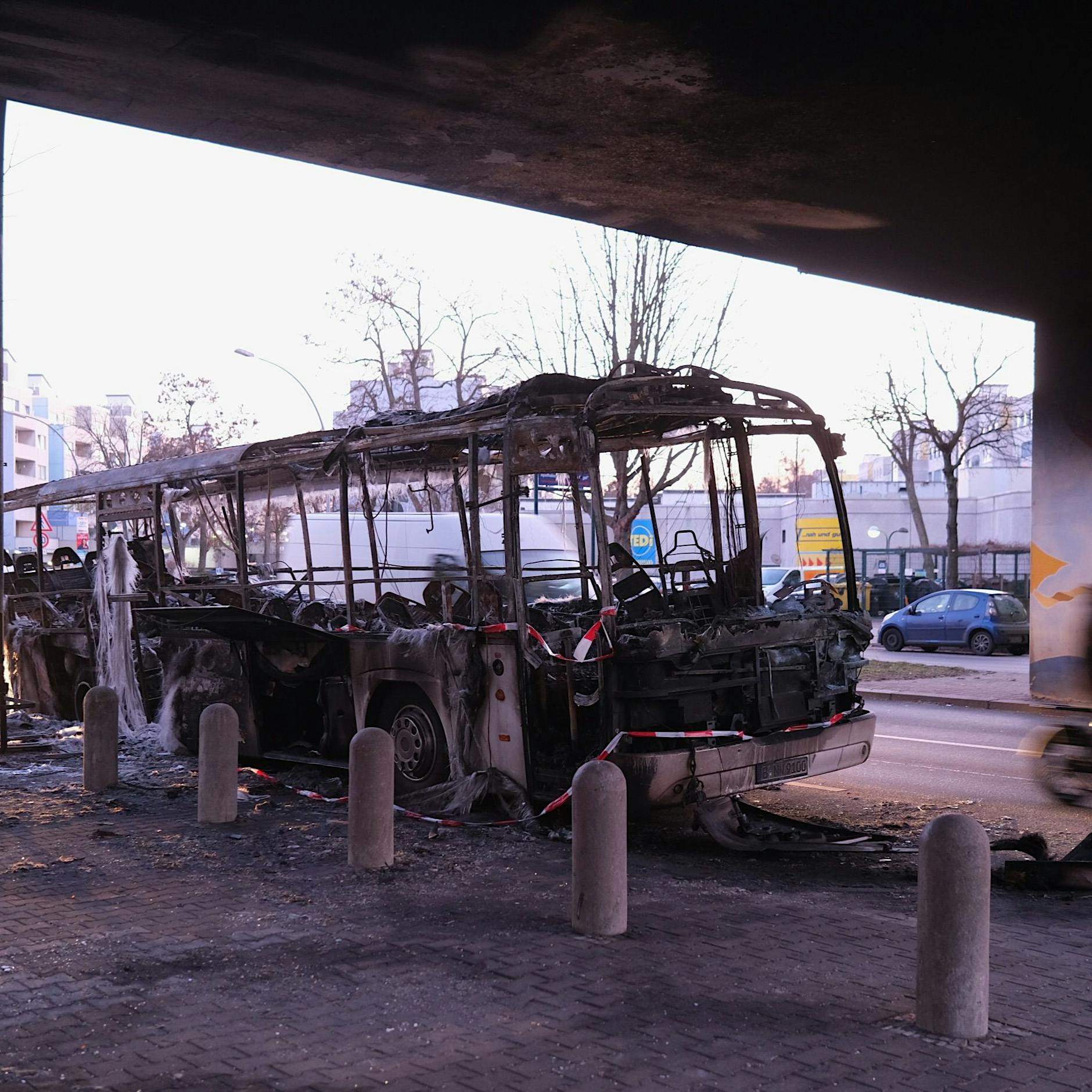 Der brennende Bus in Berlin-Neukölln: Wie ein Anwohner die Silvesternacht erlebte
