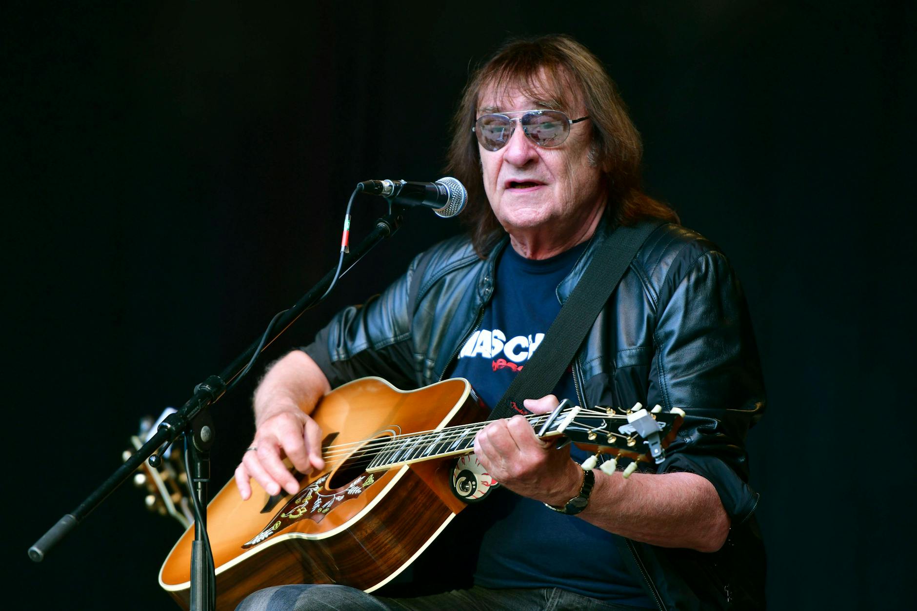 Jenseits alter Wunden Das neue SoloAlbum von ExPuhdy Dieter „Maschine“ Birr Jenseits alter Wunden Das neue SoloAlbum von ExPuhdy Dieter „Maschine“ Birr