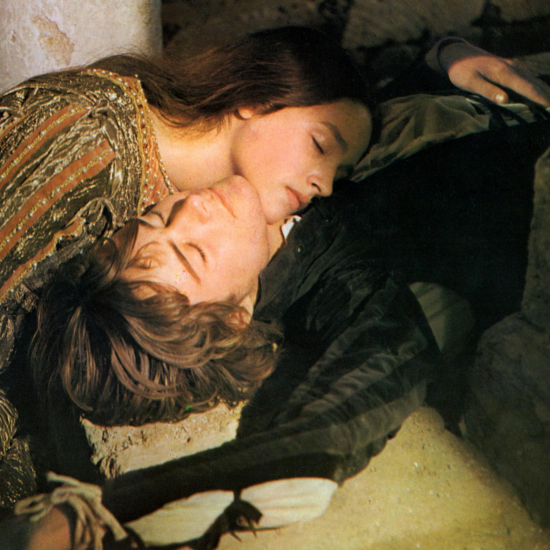 Nacktszene mit Minderjährigen: Schauspieler von „Romeo und Julia“ klagen